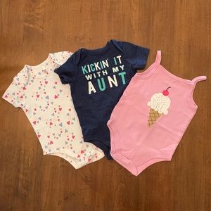 Infant Onesie’s Bundle